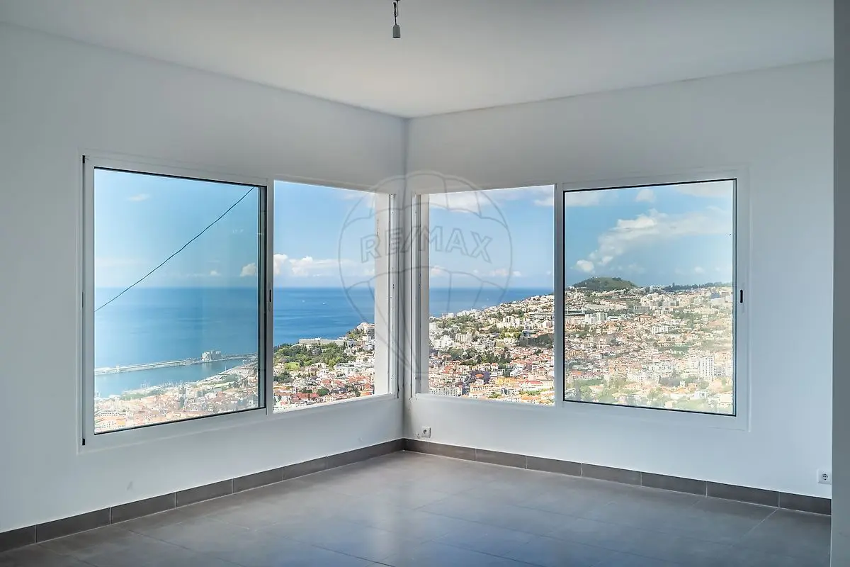Moradia T3 à venda em Santa Maria Maior, Funchal