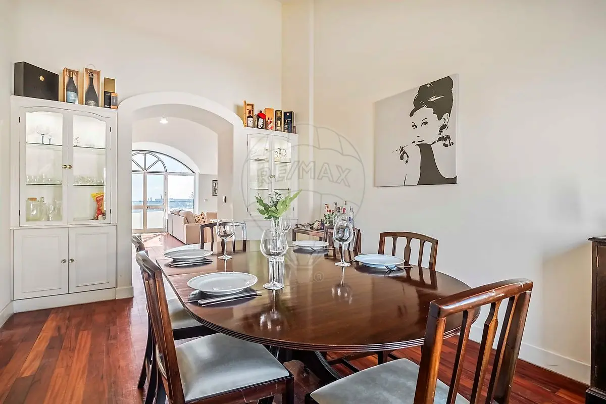 Apartamento T5 de luxo à venda em Santa Luzia, Funchal