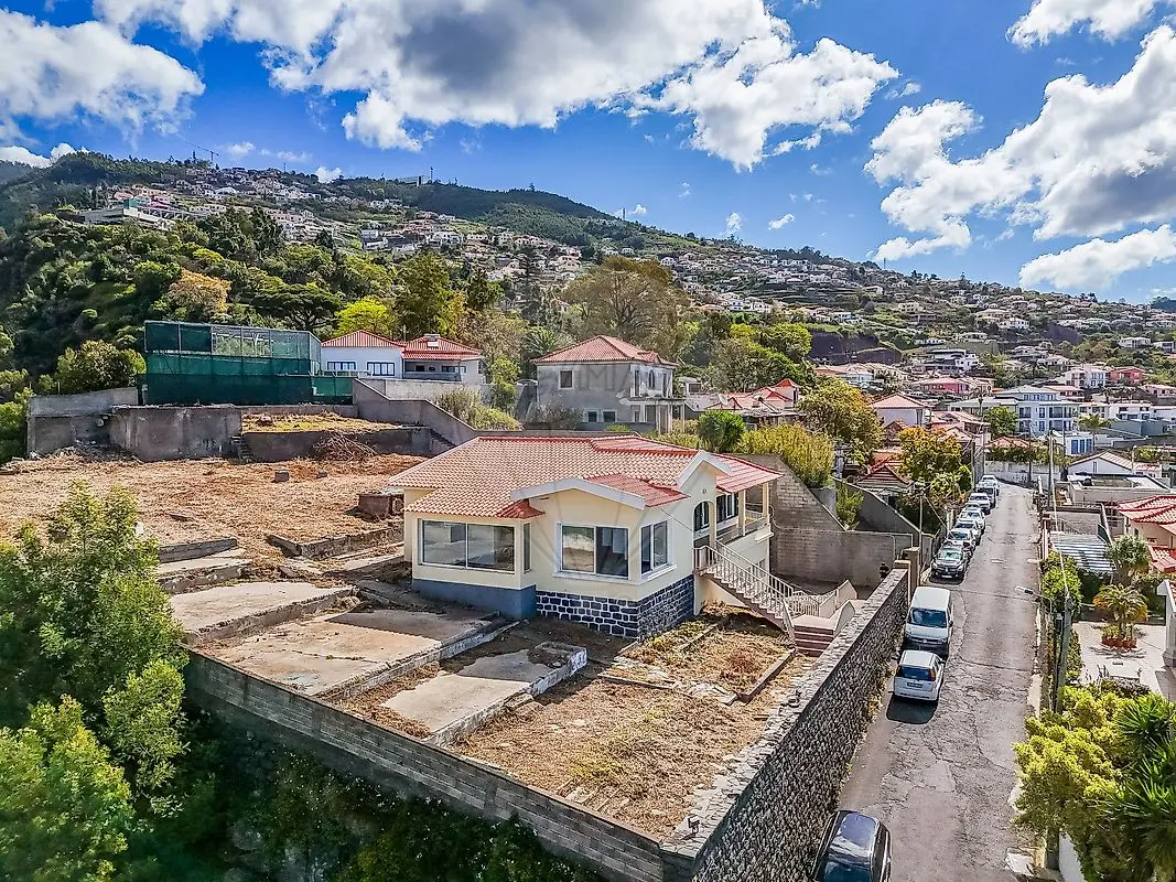 Moradia T3 à venda em Santa Maria Maior, Funchal