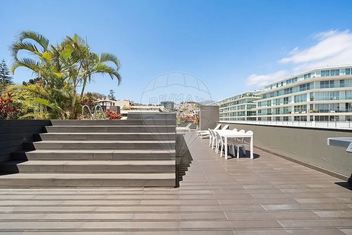 Apartamento T4 de luxo à venda em Sé, Funchal