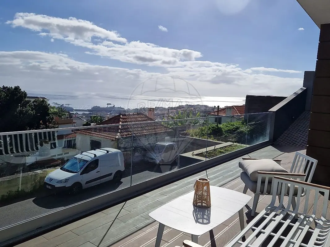 Moradia T3 para arrendar em Imaculado Coração Maria, Funchal