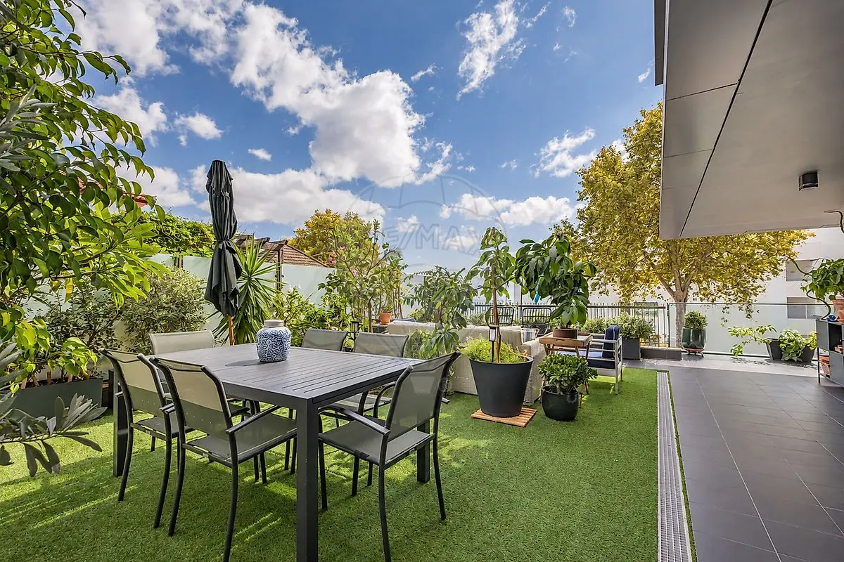 Apartamento T3 à venda em São Martinho, Funchal