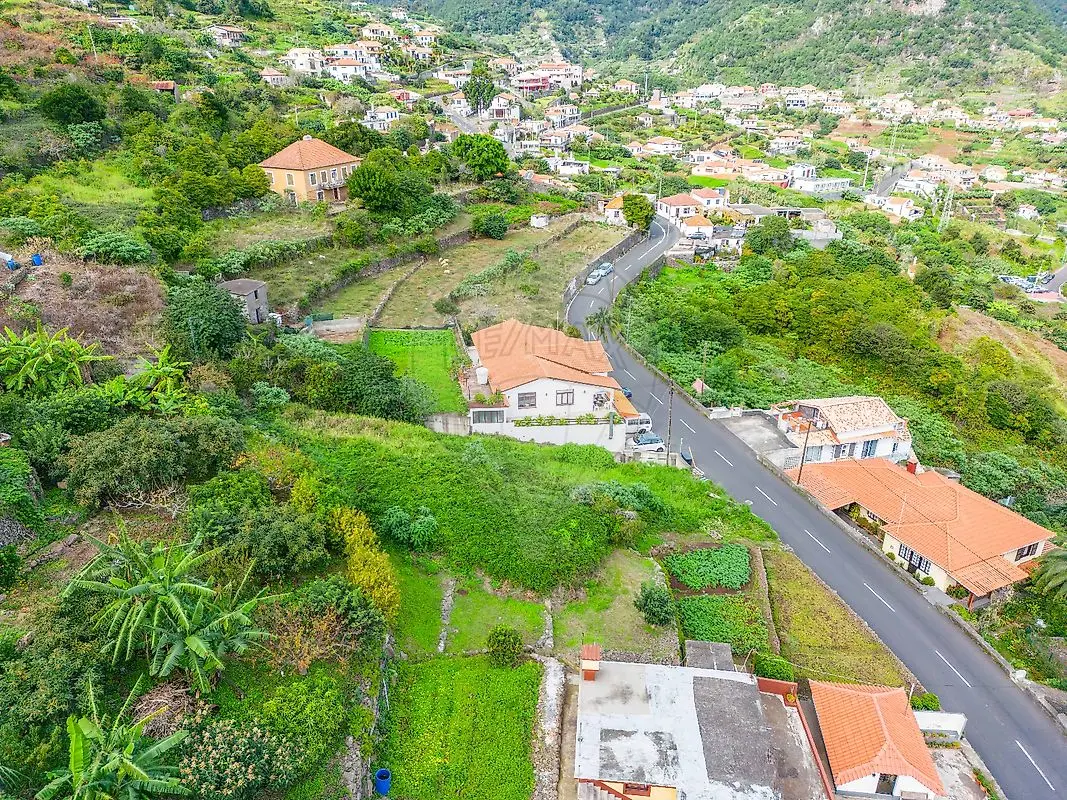 Terreno à venda em Machico