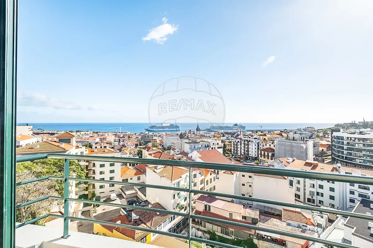 Apartamento T5 de luxo à venda em Santa Luzia, Funchal